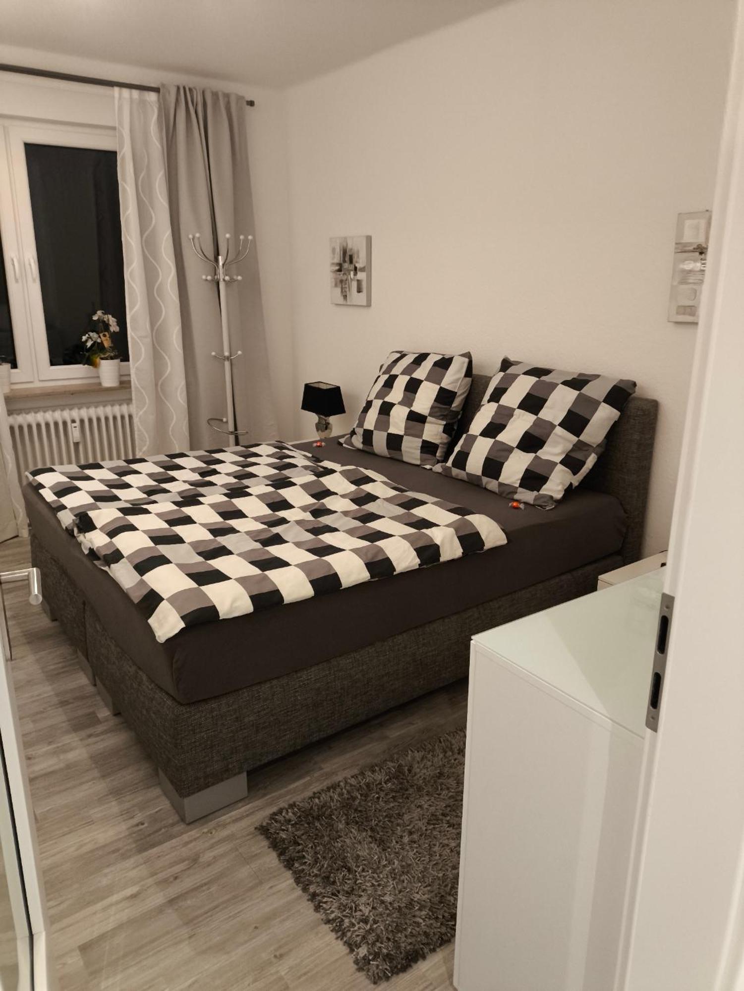 Premium Ferienwohnung "Christine ", Zentrale Ruhige Stadtlage 100 Qm Ebenerdige Dusche Terasse Kaminofen Zweibrücken Exterior foto